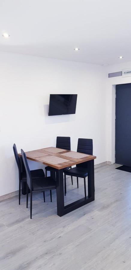 Apartamenty U Wioli I Marcina 웨바 외부 사진